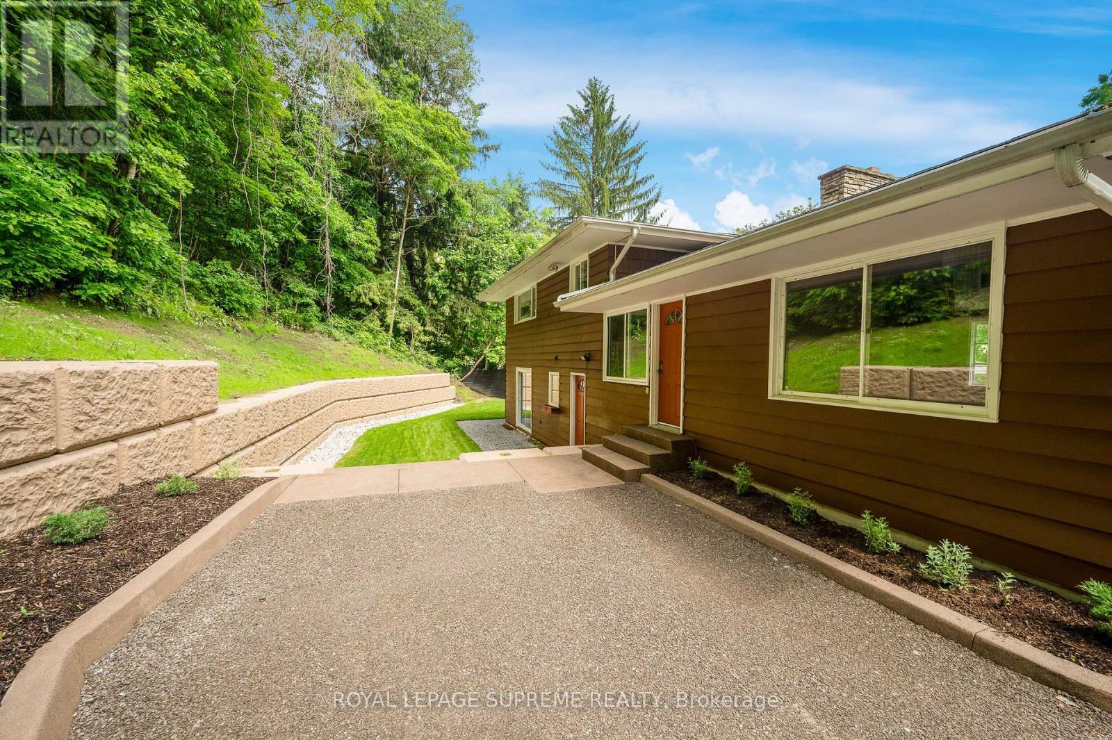 2035 Hollow Road Property Photo 44