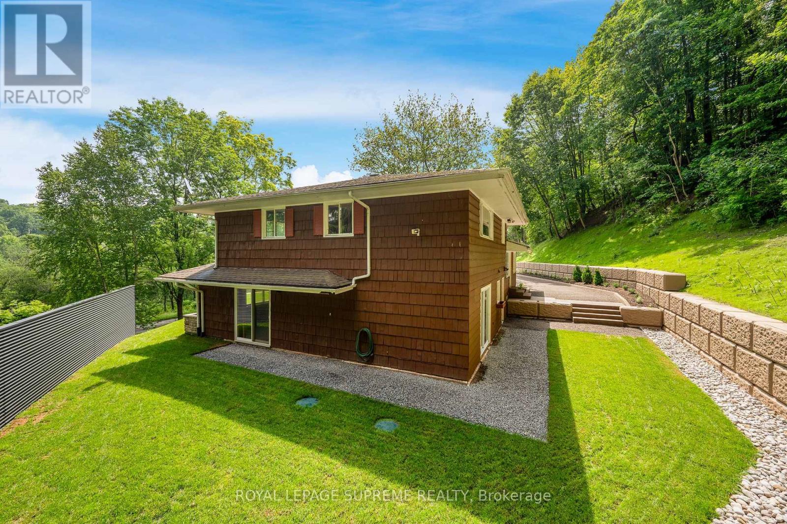 2035 Hollow Road Property Photo 46