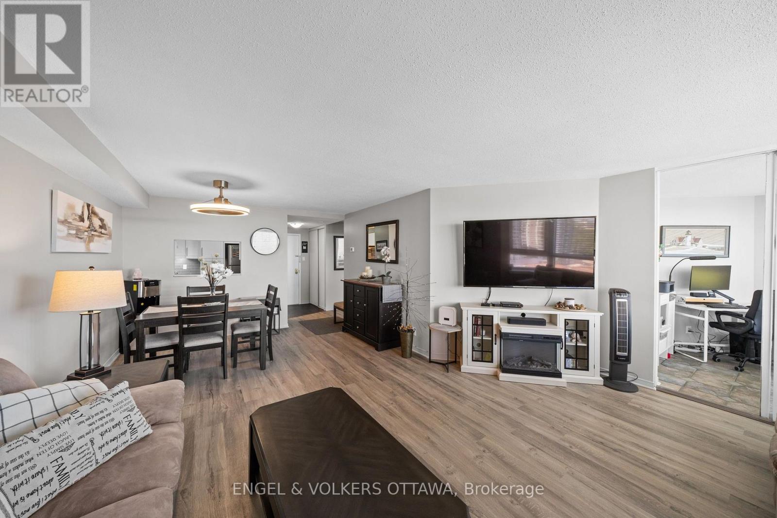 1213 - 80 Sandcastle Drive Property Photo 8