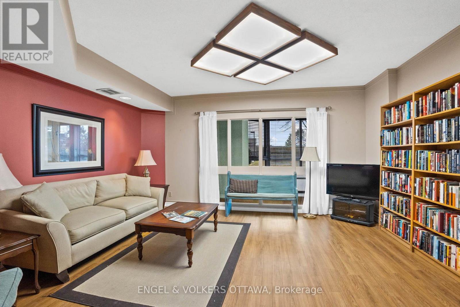1213 - 80 Sandcastle Drive Property Photo 18