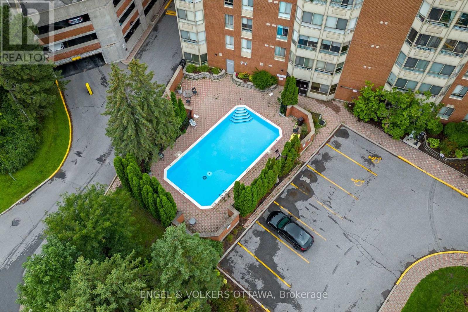 1213 - 80 Sandcastle Drive Property Photo 19
