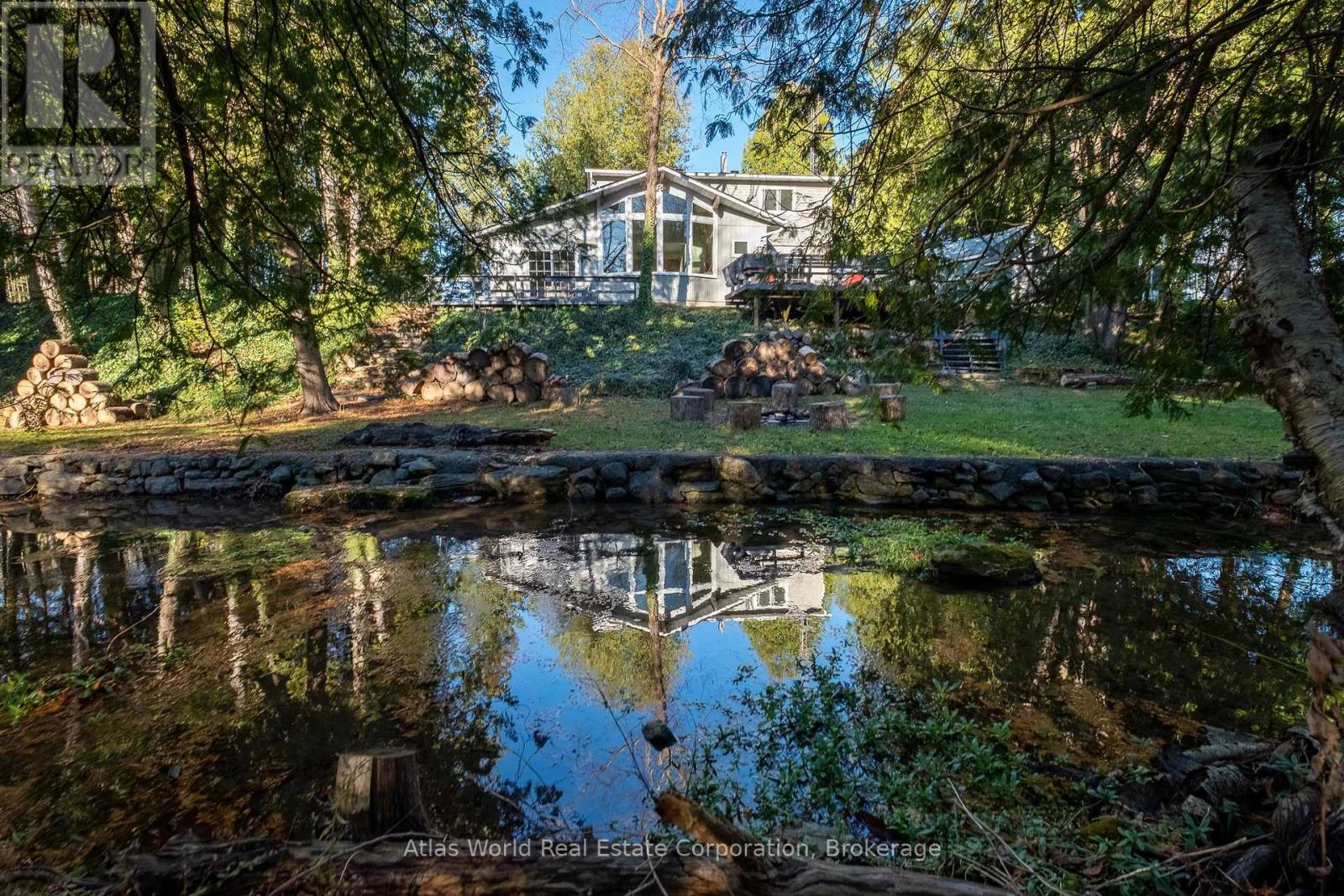 19 Front Street Property Photo 1