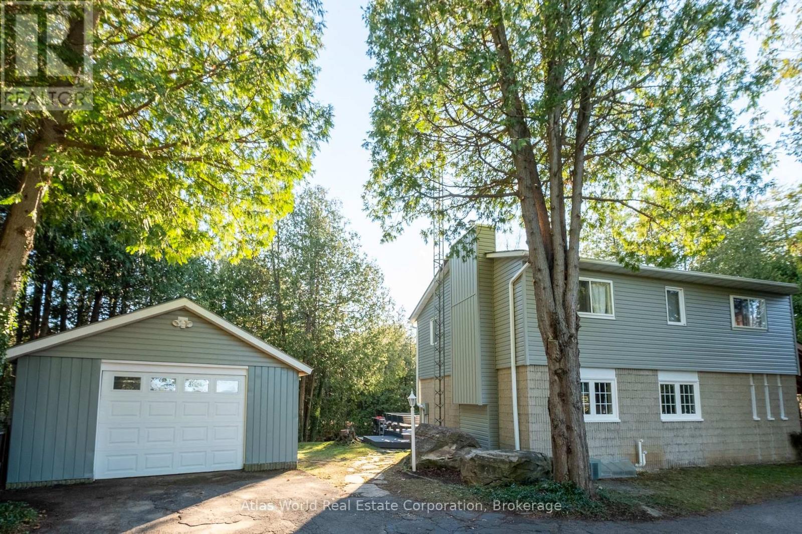19 Front Street Property Photo 6
