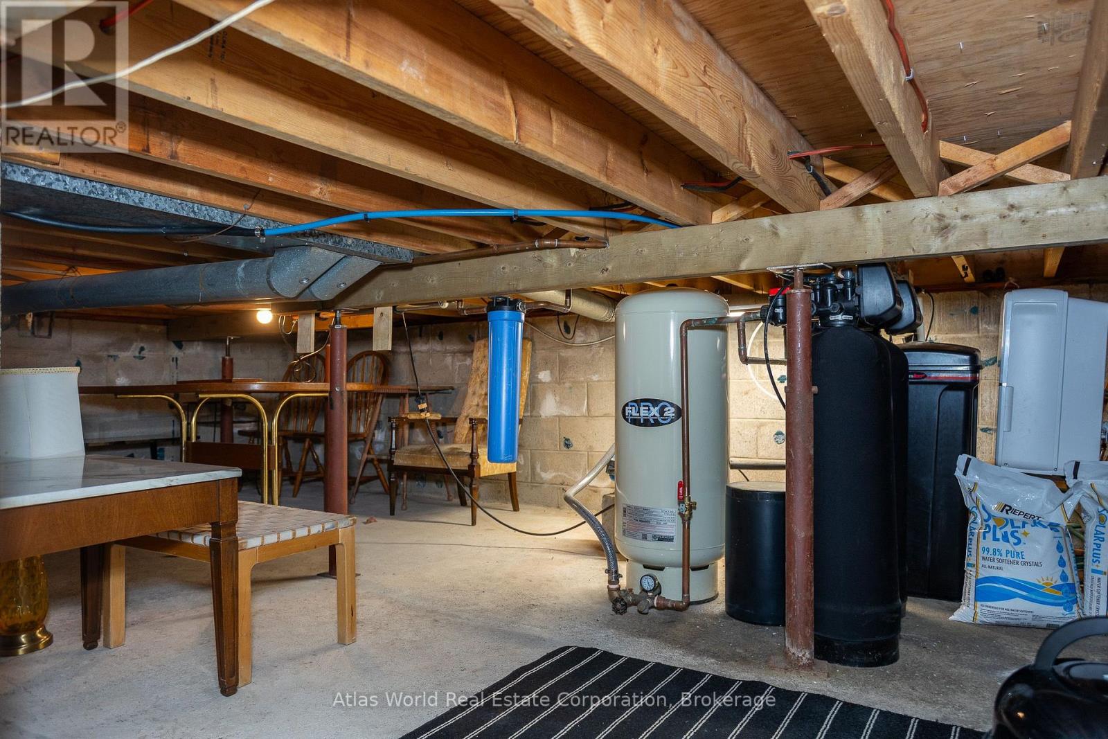 19 Front Street Property Photo 42
