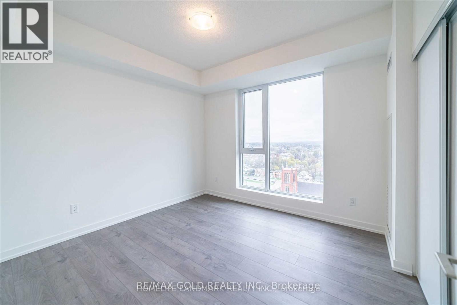 903 - 55 Duke Street W Property Photo 14
