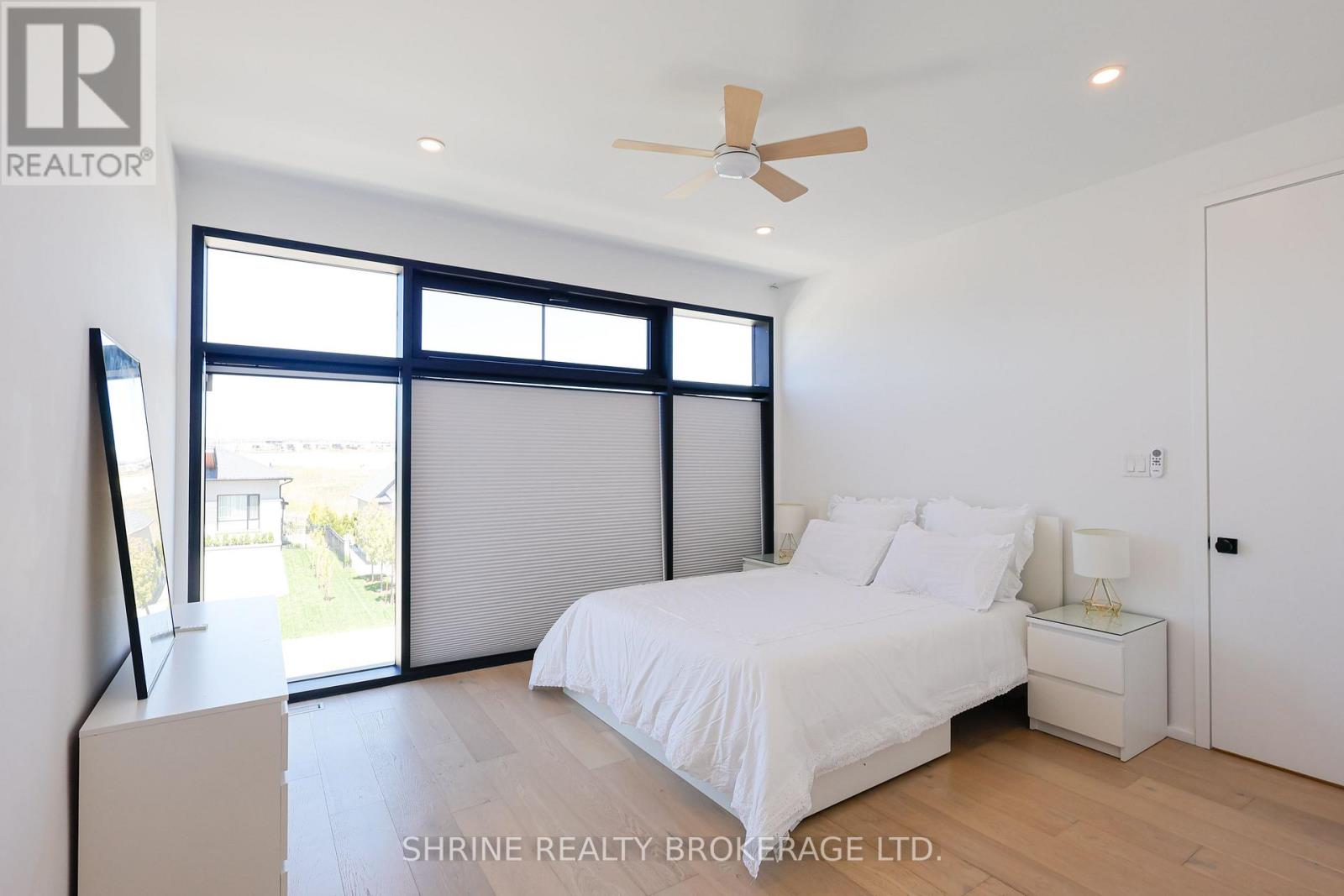 228 Edgewater Boulevard Property Photo 34
