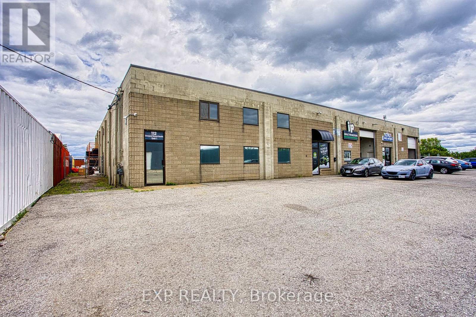 112 ORMOND STREET S Property Photo 1