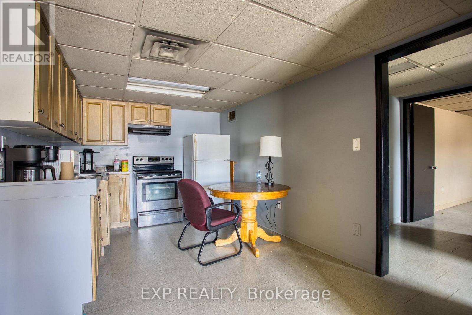 112 Ormond Street S Property Photo 17