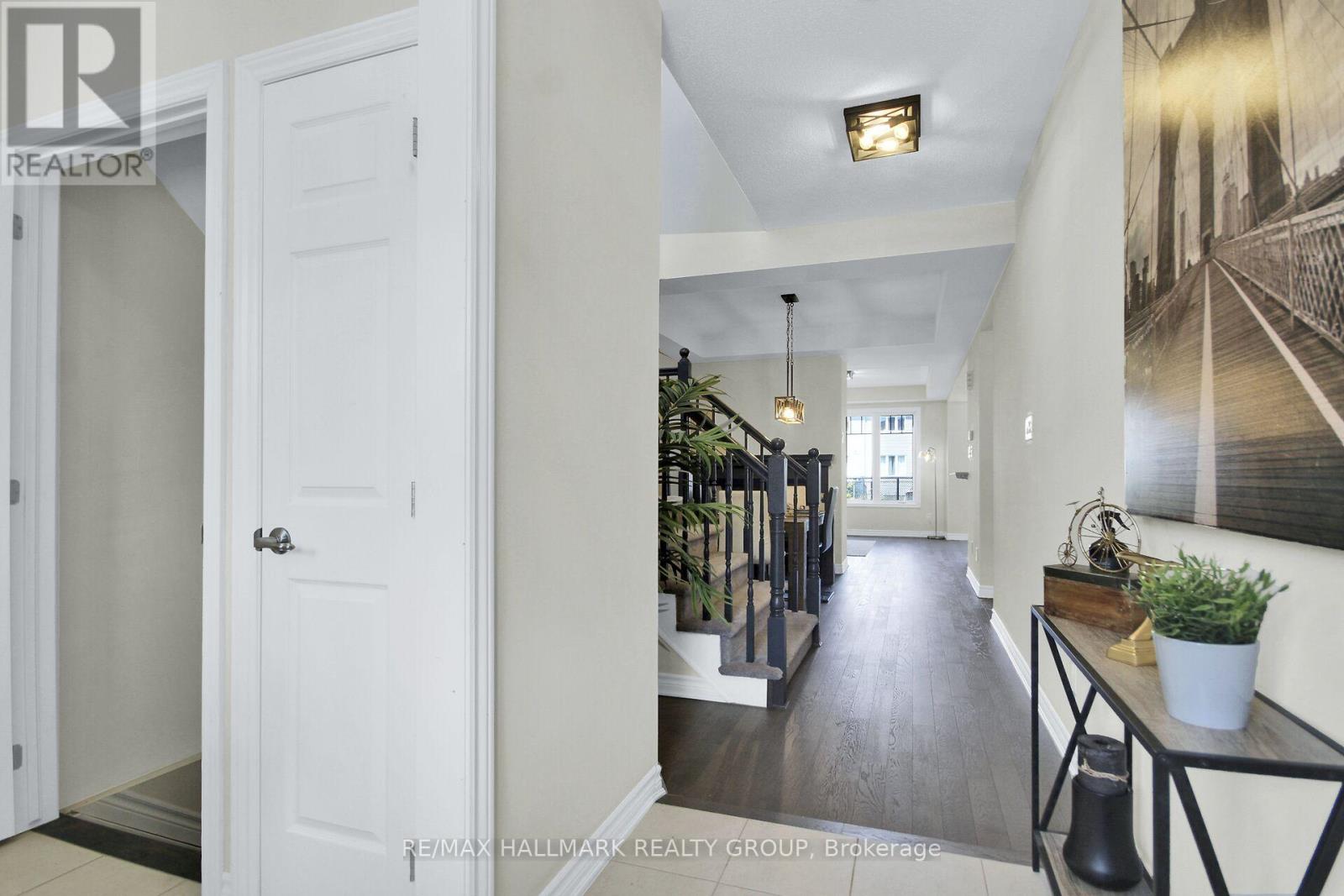 207 Willow Aster Circle Property Photo 6