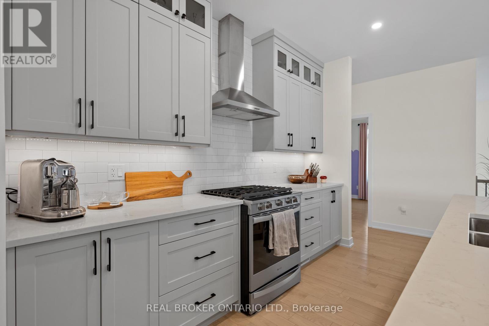 119 Ernest Way Property Photo 16