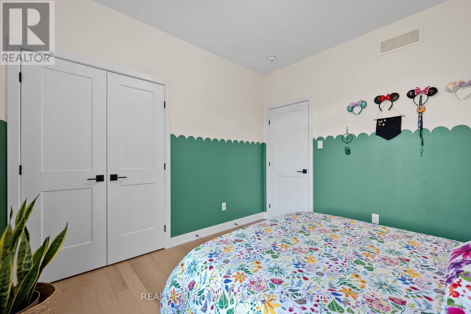 119 Ernest Way Property Photo 22