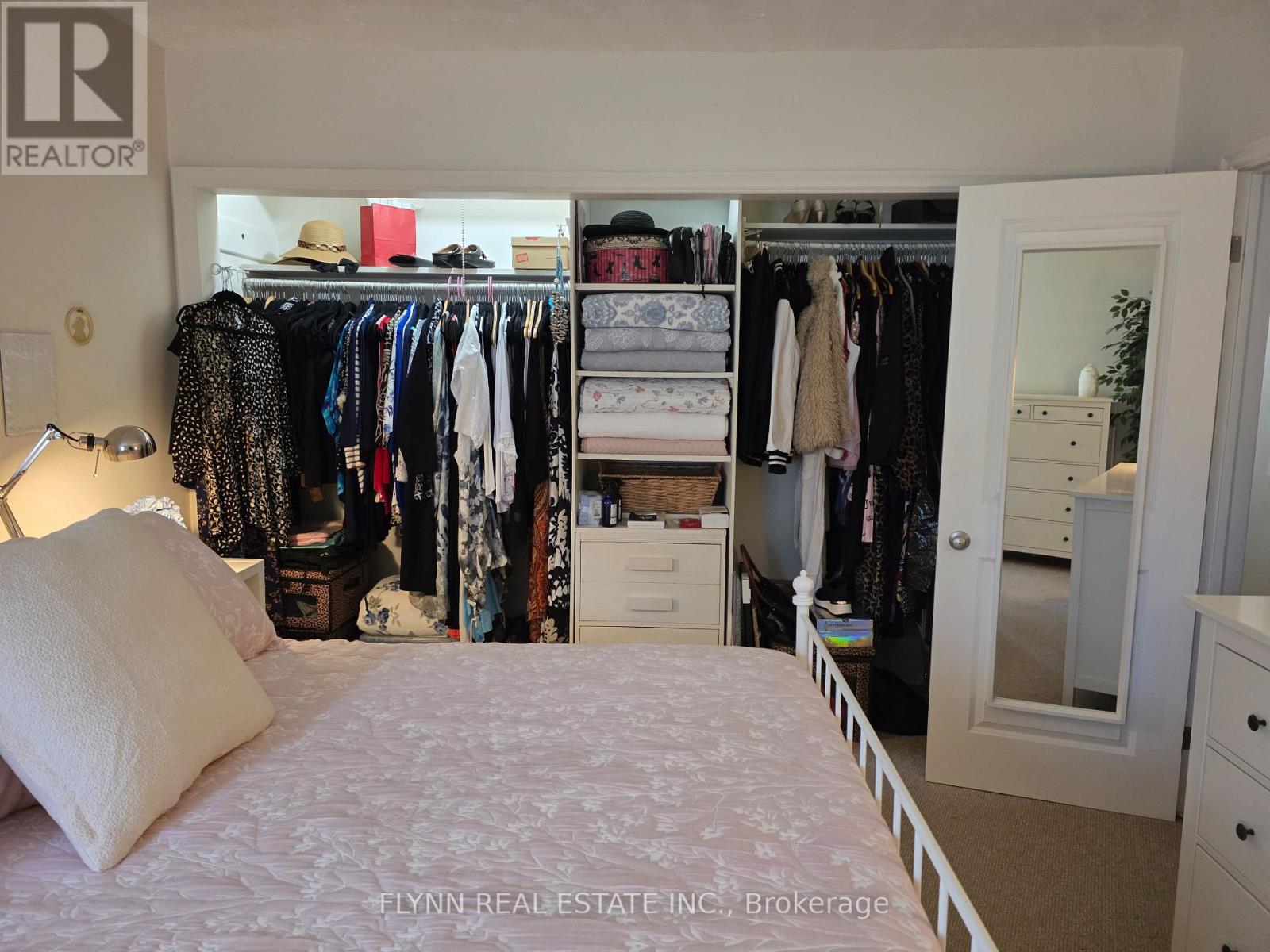 5896 Valley Way Property Photo 19