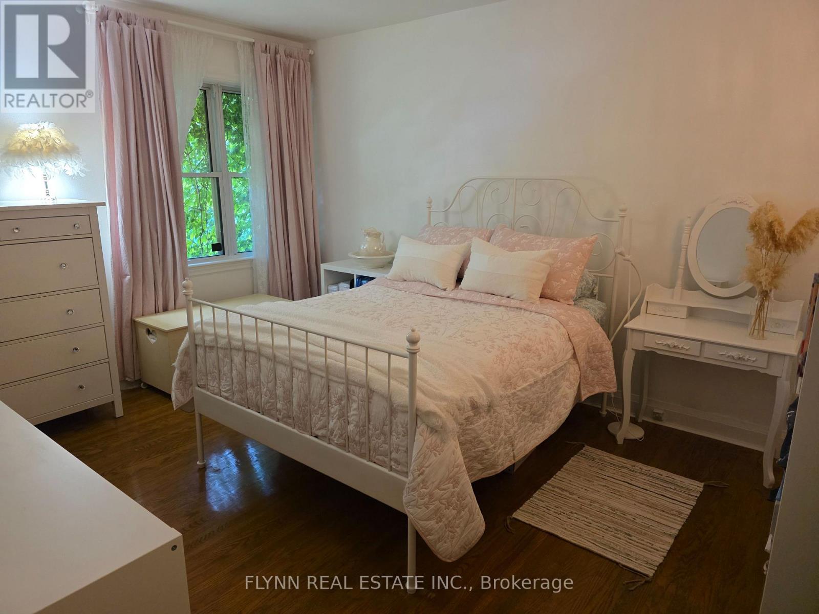 5896 Valley Way Property Photo 22