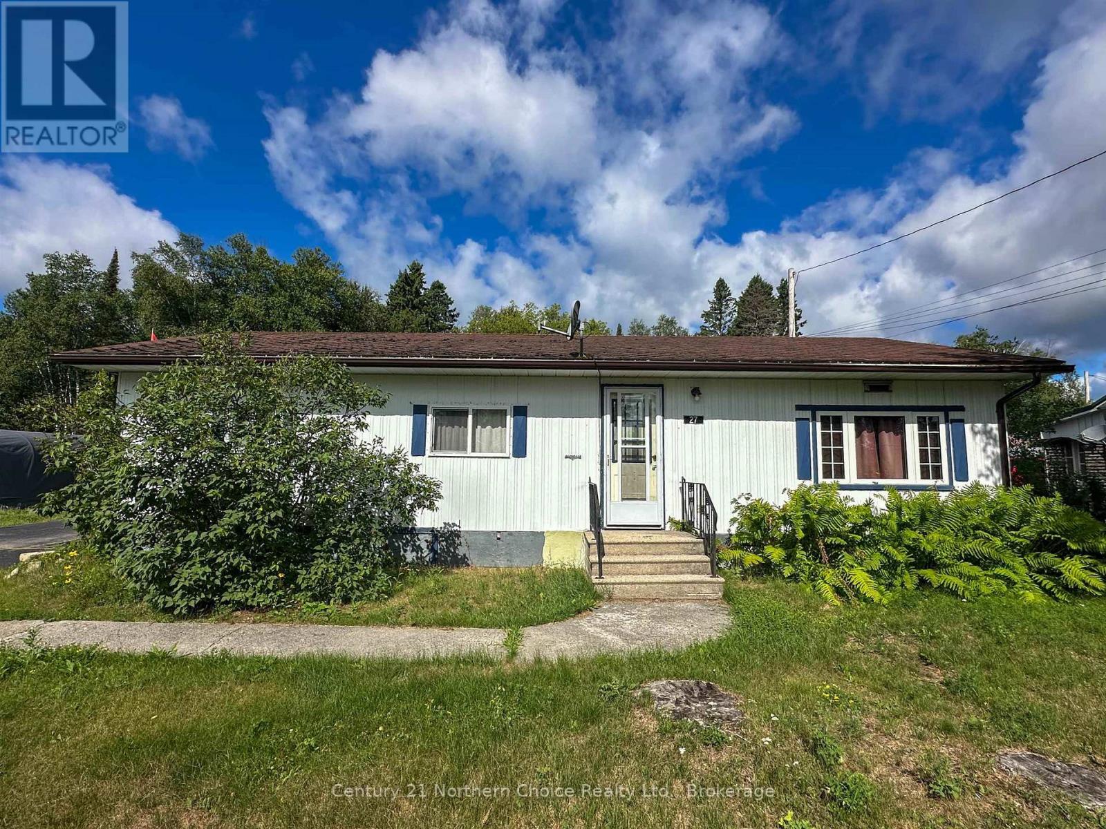27 ASPEN STREET Property Photo 1