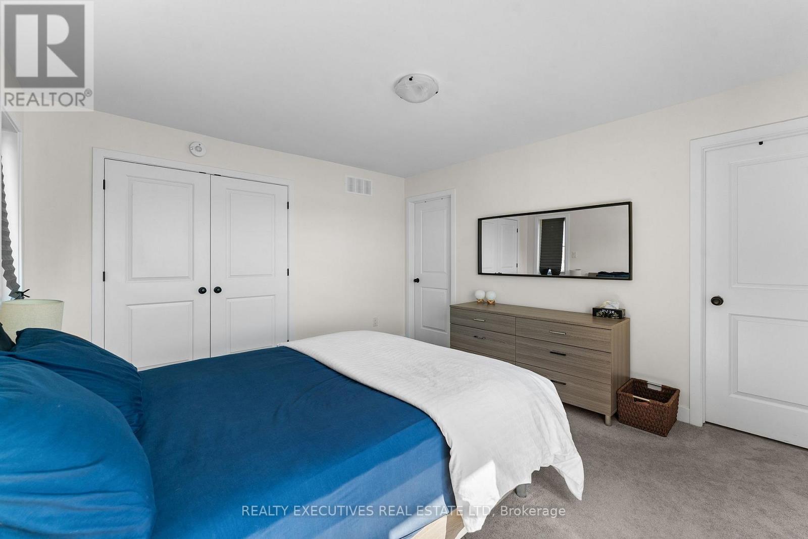 31 Whitcomb Crescent Property Photo 22