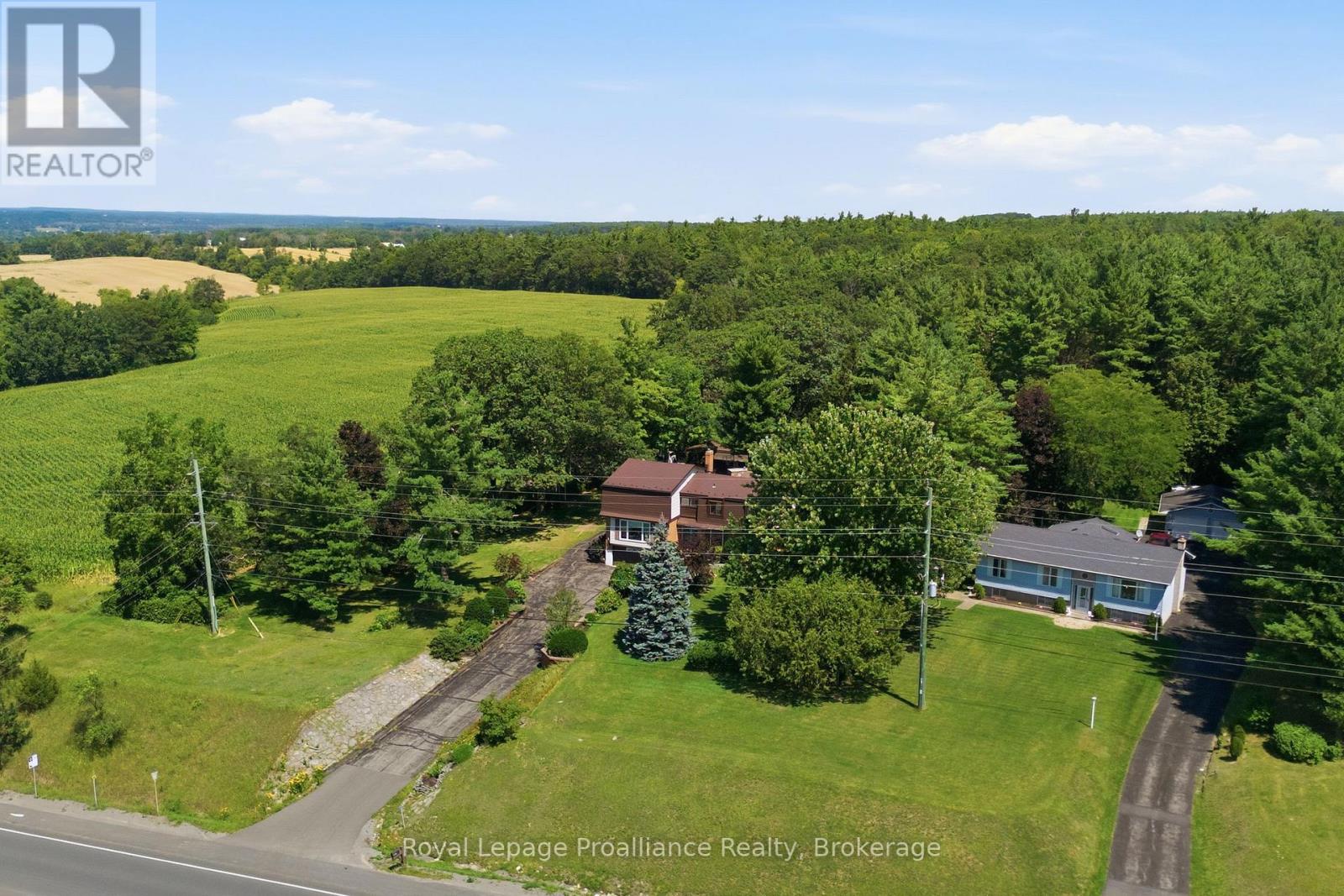 1698 Foxboro-stirling Road Property Photo 4