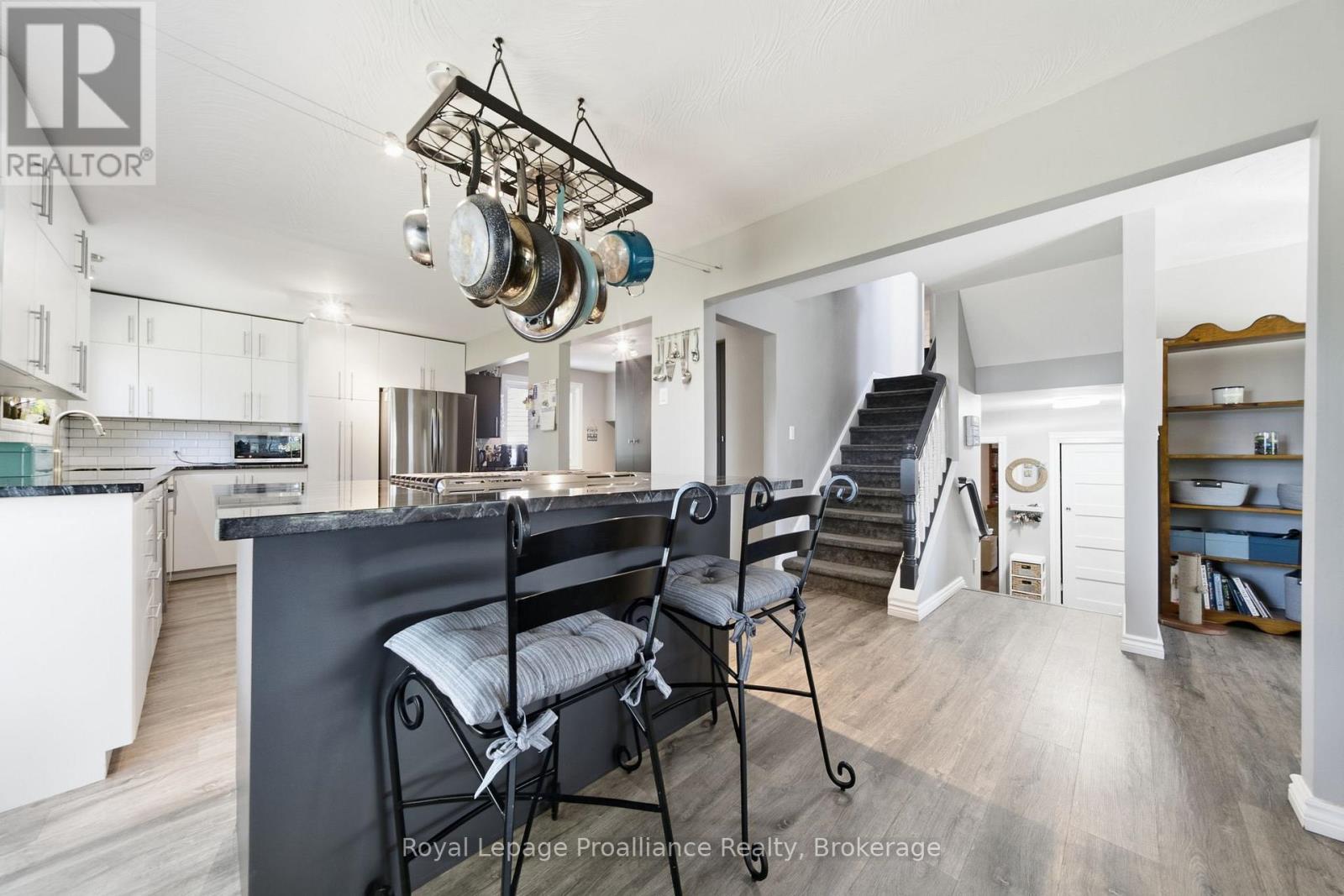 1698 Foxboro-stirling Road Property Photo 19
