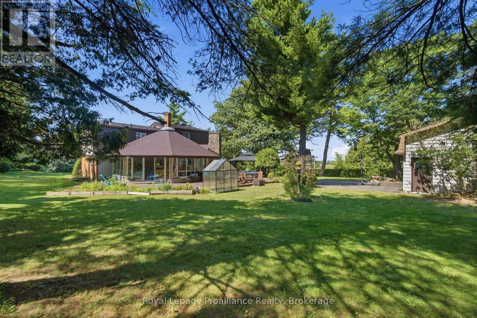 1698 Foxboro-stirling Road Property Photo 39