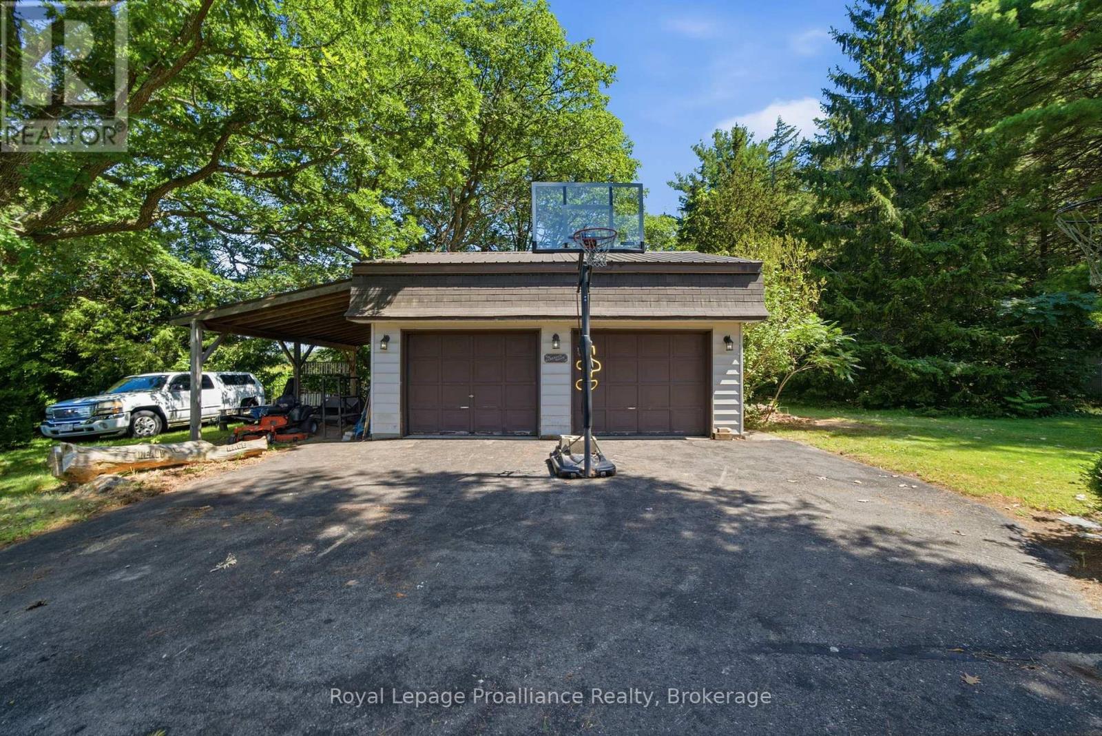 1698 Foxboro-stirling Road Property Photo 45