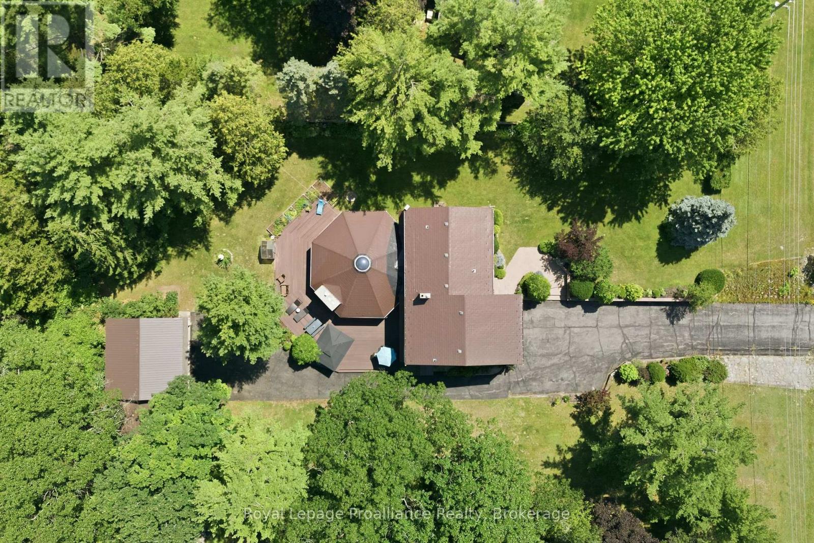 1698 Foxboro-stirling Road Property Photo 46