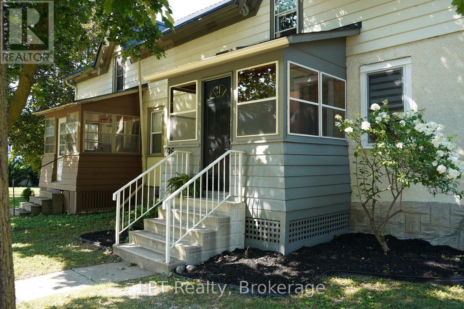 96 Charles Street Property Photo 2