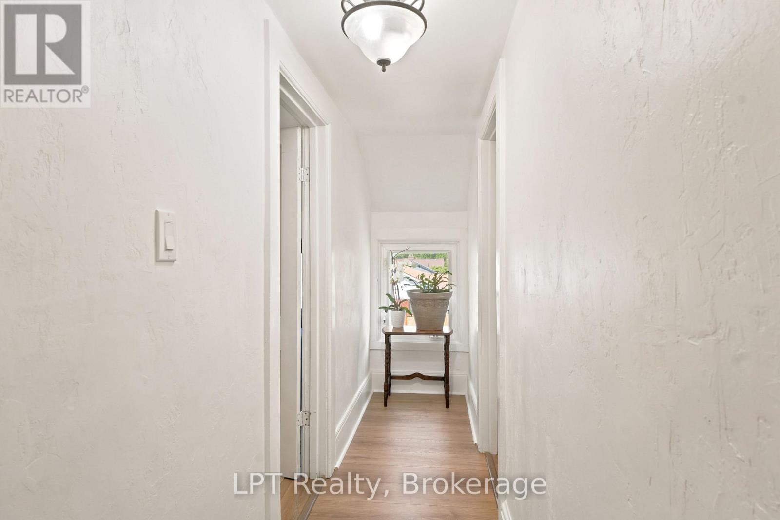 96 Charles Street Property Photo 27