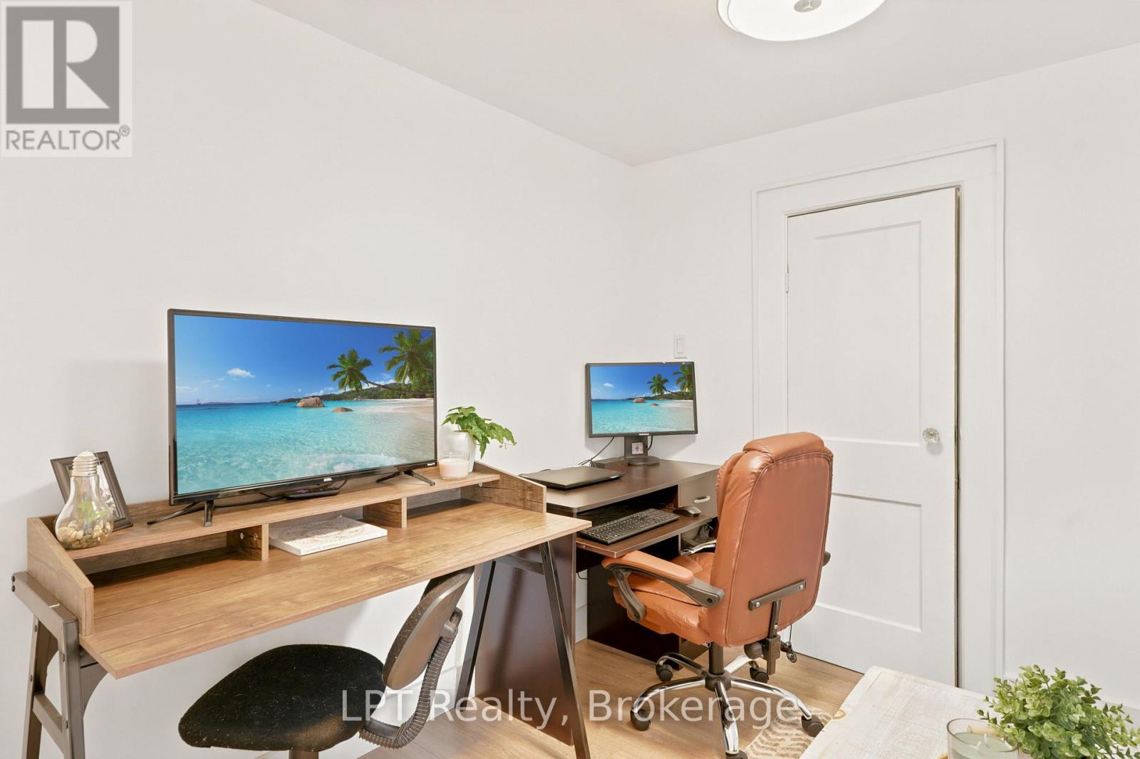 96 Charles Street Property Photo 28
