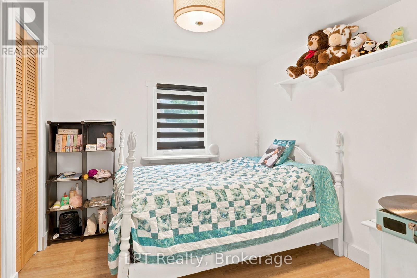 96 Charles Street Property Photo 30
