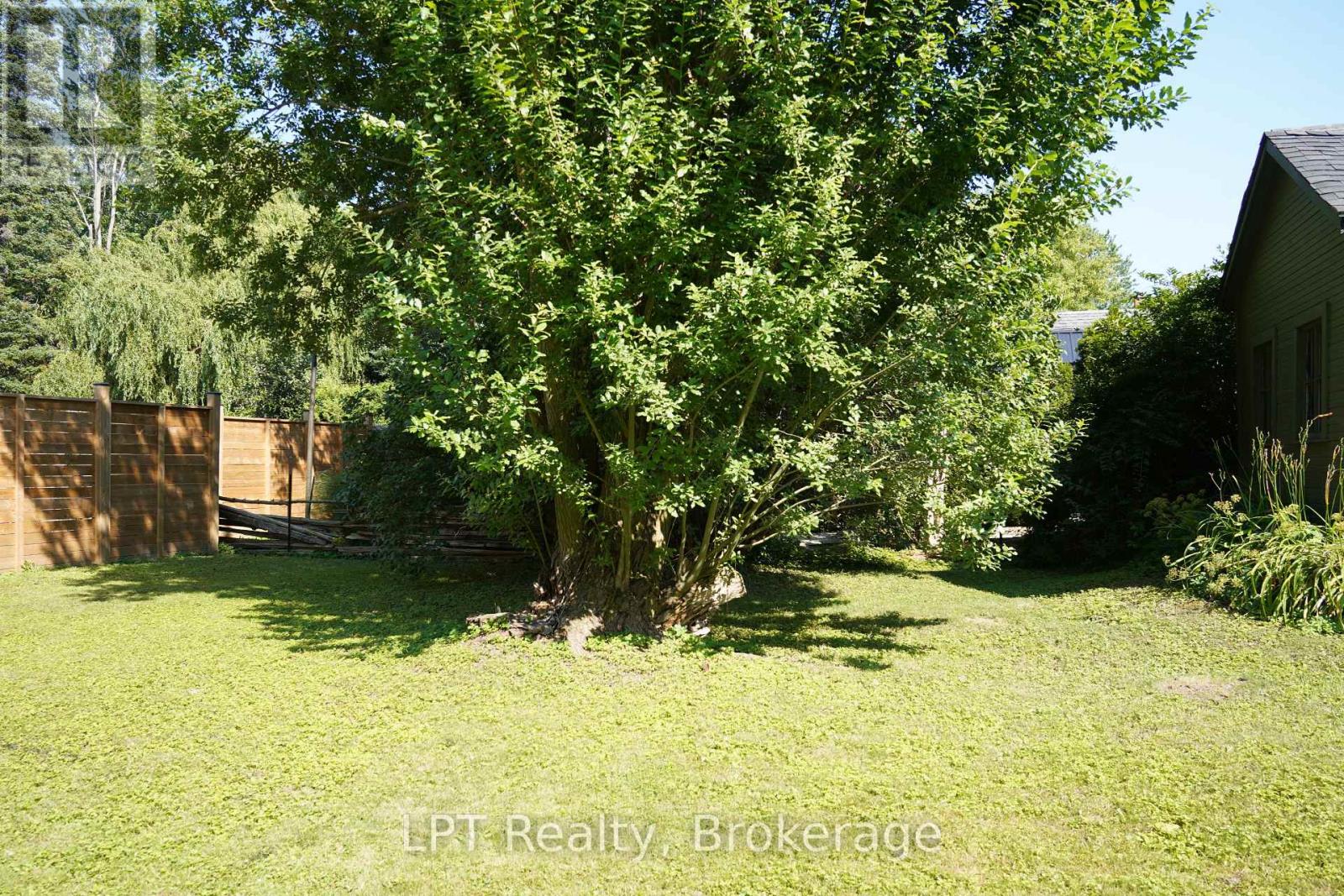 96 Charles Street Property Photo 38