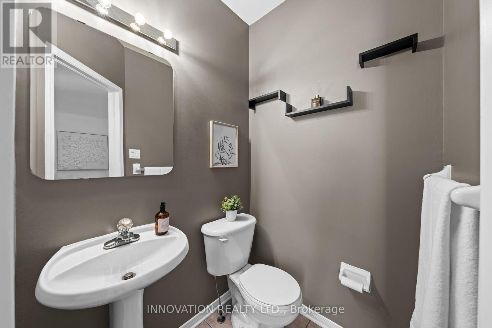 37 Chantilly Gate Property Photo 8