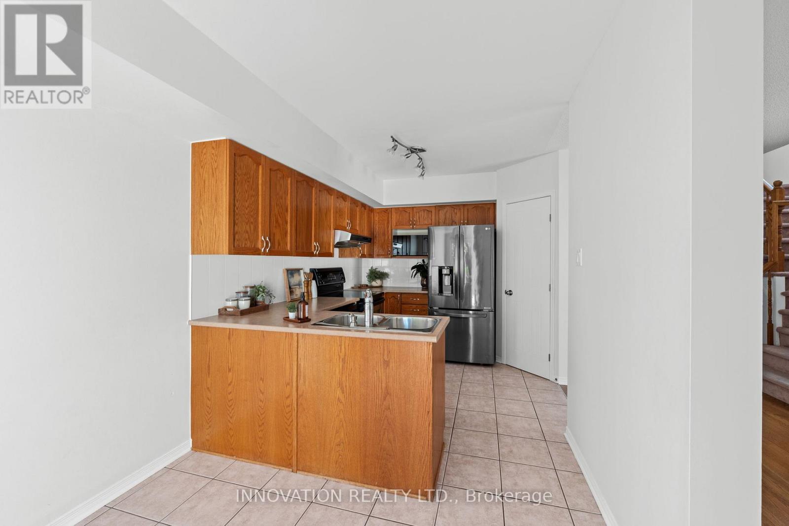 37 Chantilly Gate Property Photo 13