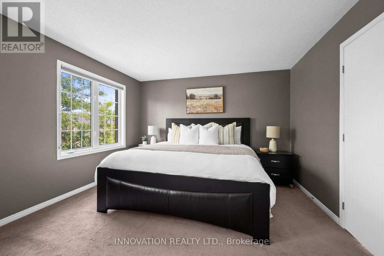 37 Chantilly Gate Property Photo 16
