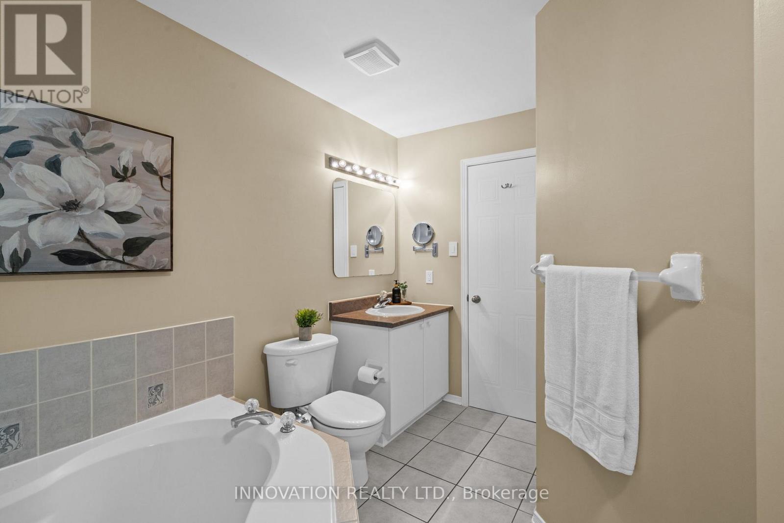 37 Chantilly Gate Property Photo 21