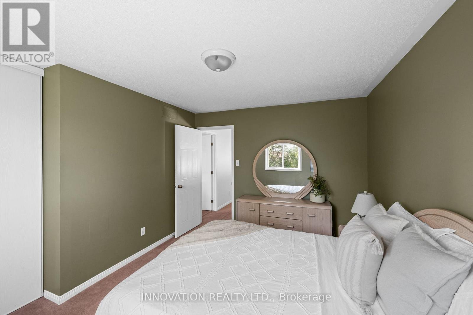 37 Chantilly Gate Property Photo 23