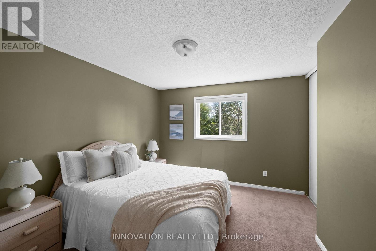 37 Chantilly Gate Property Photo 24