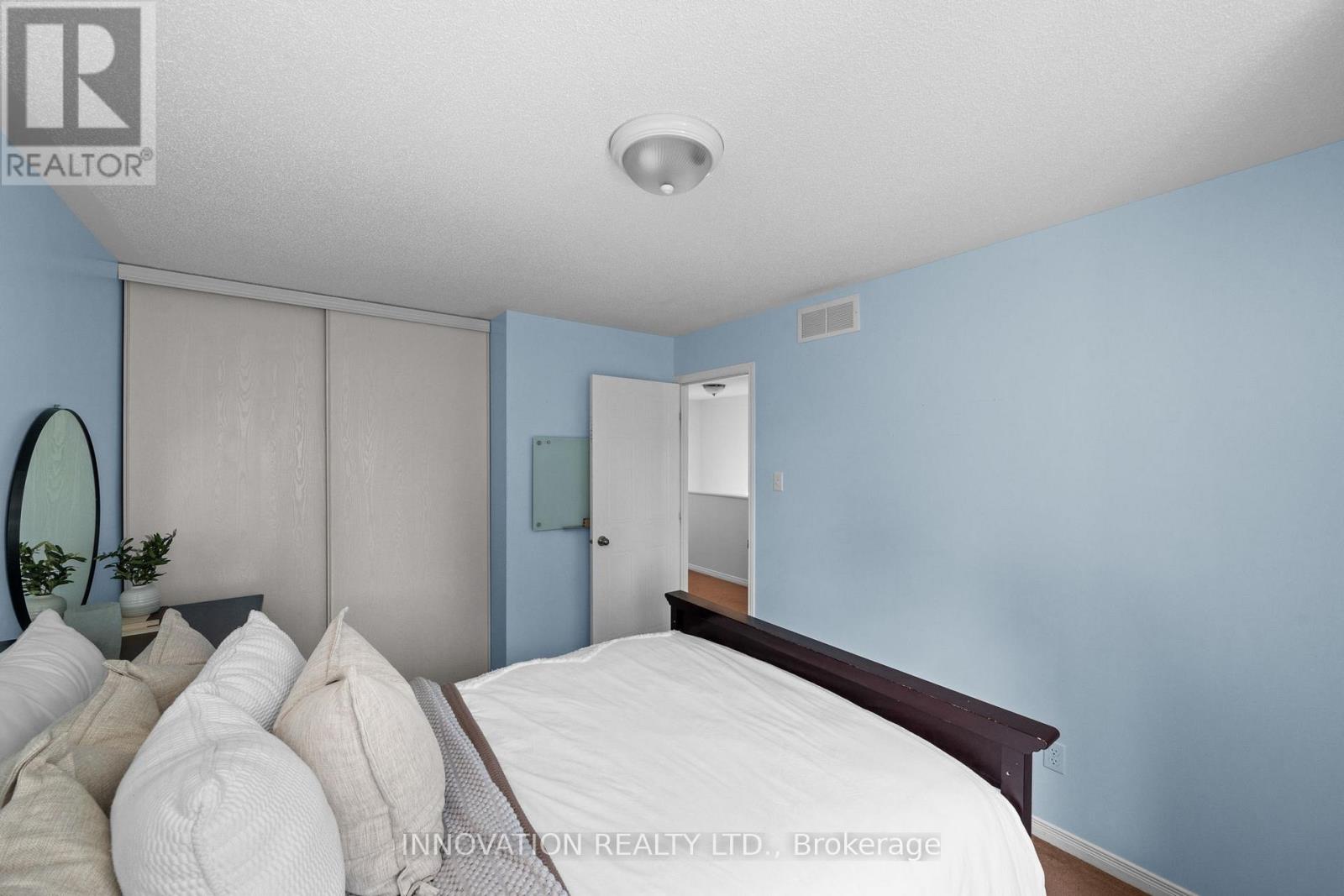 37 Chantilly Gate Property Photo 25