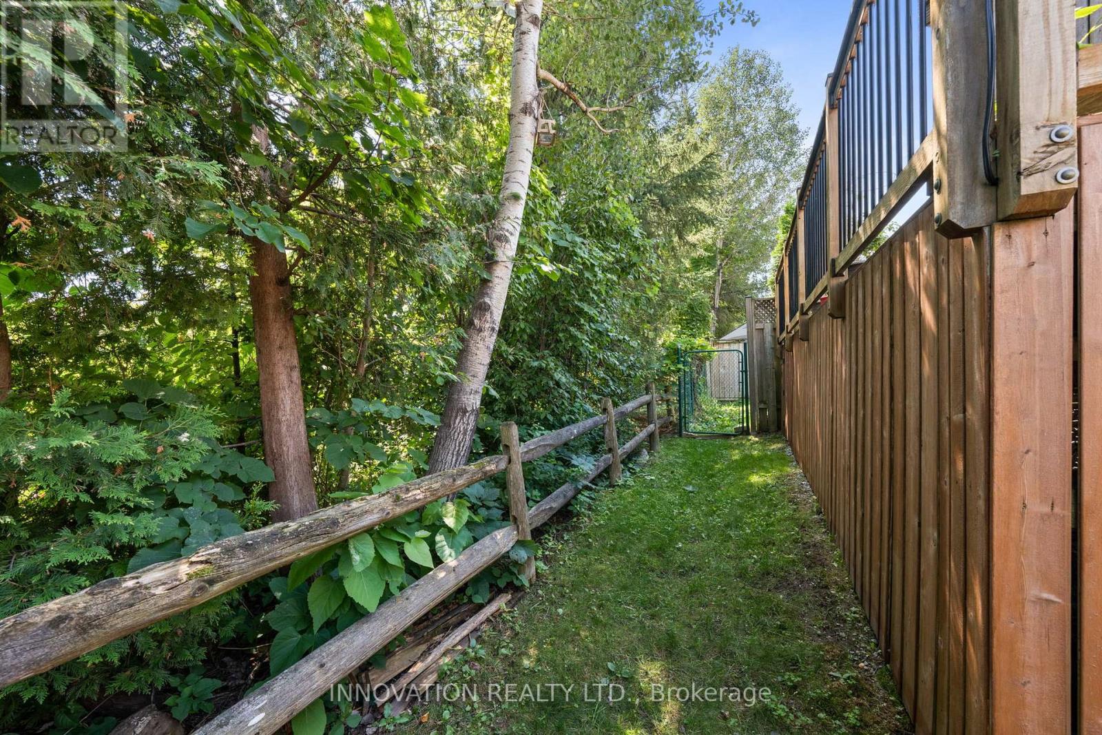 37 Chantilly Gate Property Photo 33