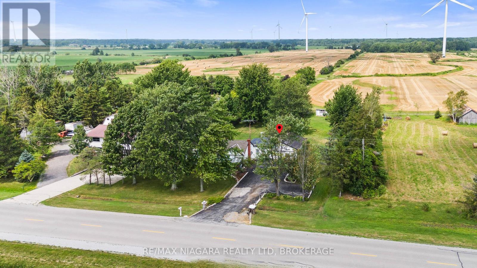 2249 North Shore Drive Property Photo 1