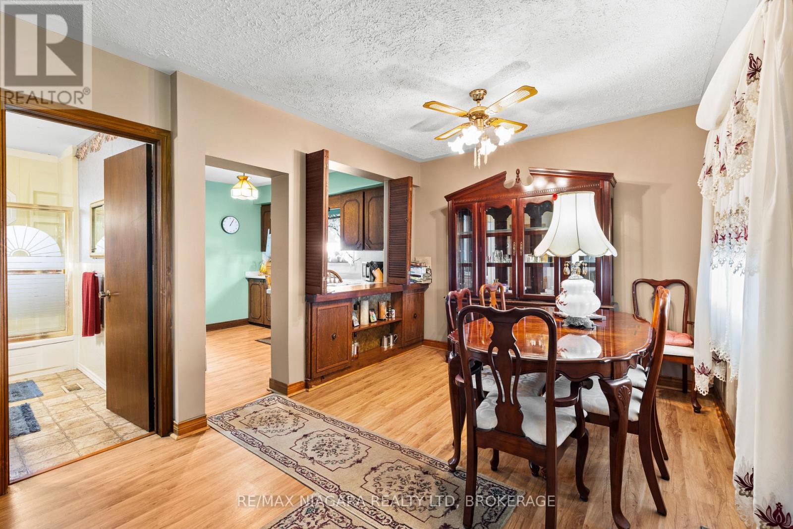 2249 North Shore Drive Property Photo 9