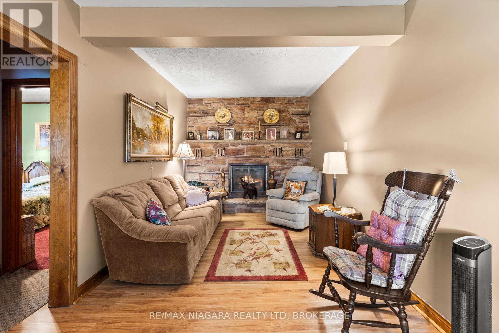 2249 North Shore Drive Property Photo 12