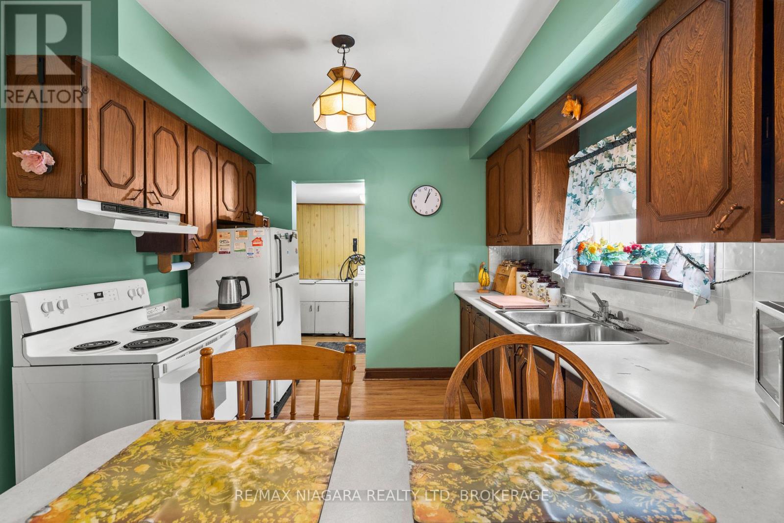 2249 North Shore Drive Property Photo 16