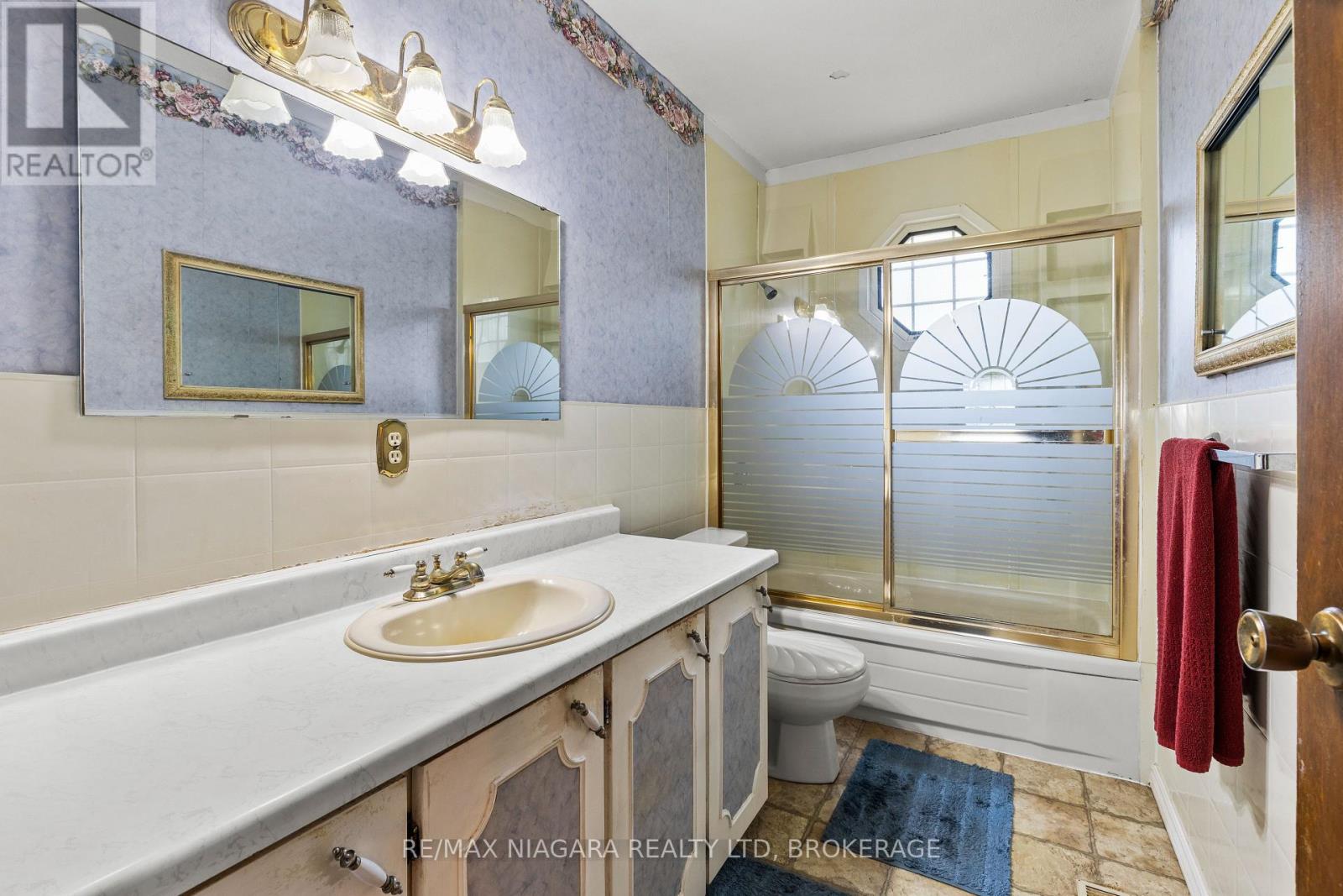 2249 North Shore Drive Property Photo 17