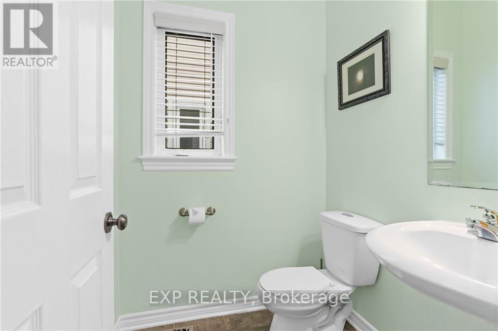 254 Flodden Way Property Photo 4