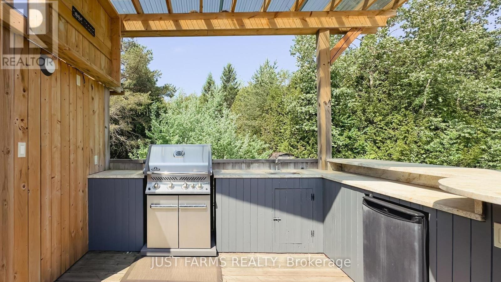 837 7th Avenue Property Photo 36