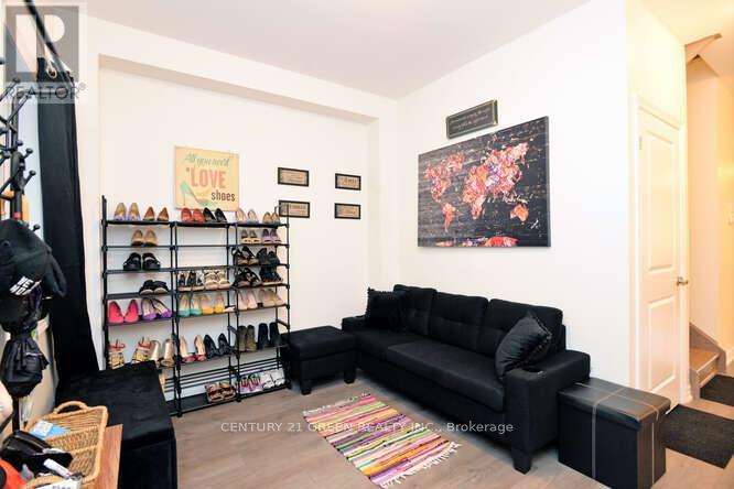 150 Winters Way Property Photo 6