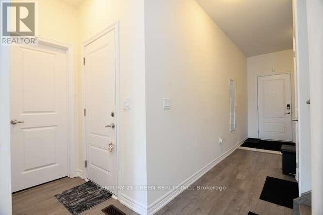 150 Winters Way Property Photo 8