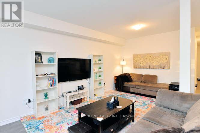 150 Winters Way Property Photo 10