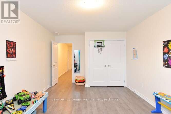 150 Winters Way Property Photo 43