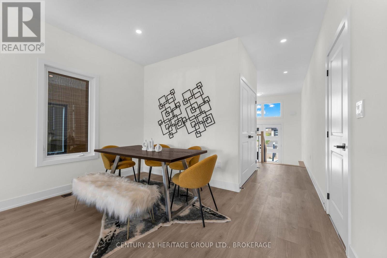 56 Dusenbury Drive Property Photo 6