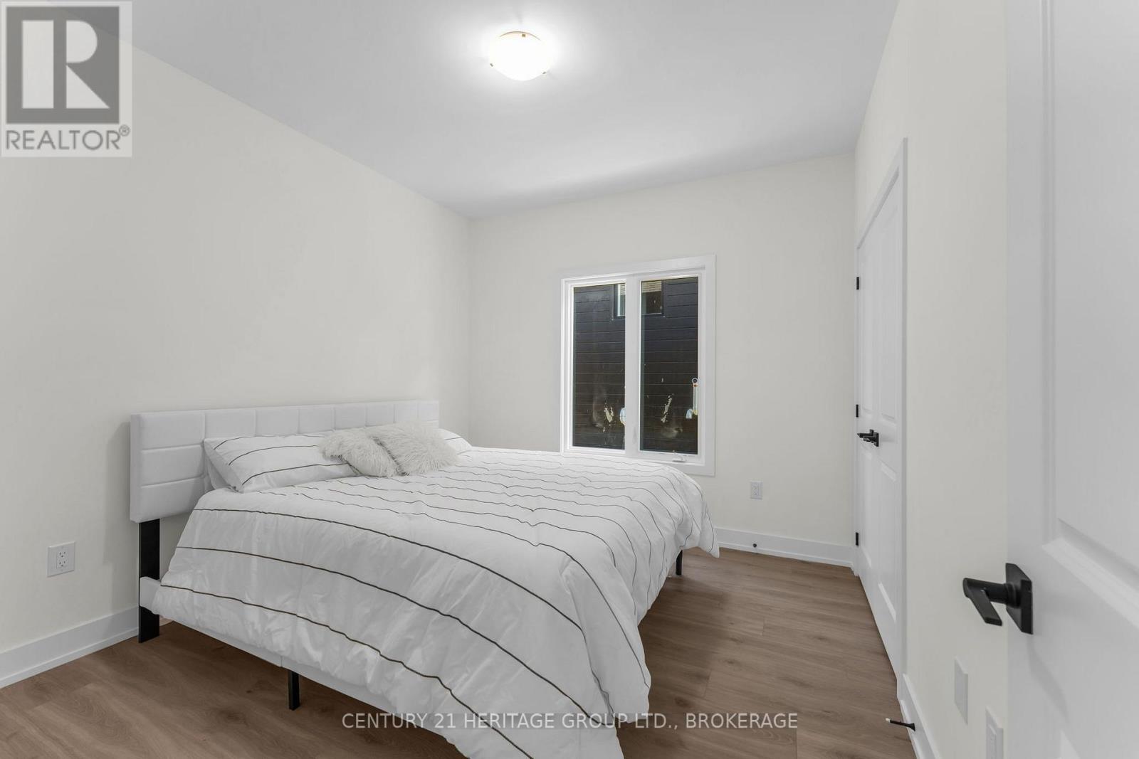 56 Dusenbury Drive Property Photo 11